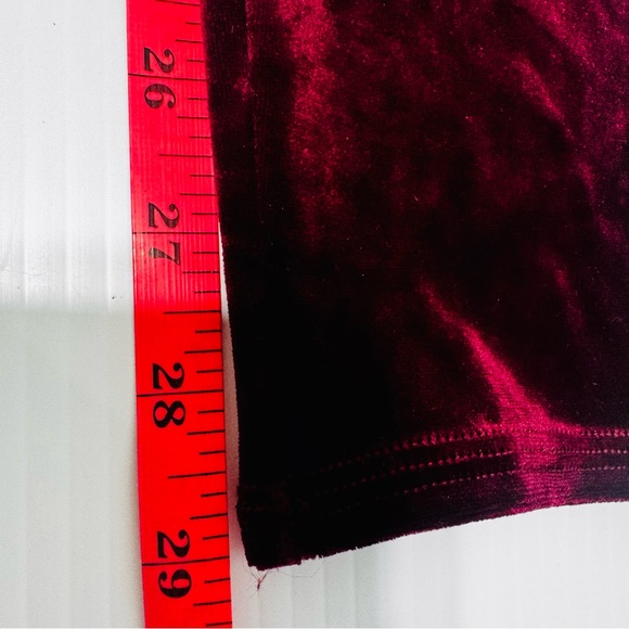 SPANX Velvet Deep Red Leggings Size Xlarge - Picture 12 of 12